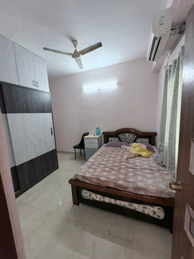 Bedroom, dev-manor 1 Bedroom 700 Sq.Ft. Apartment In Madhapur Hyderabad 9321933