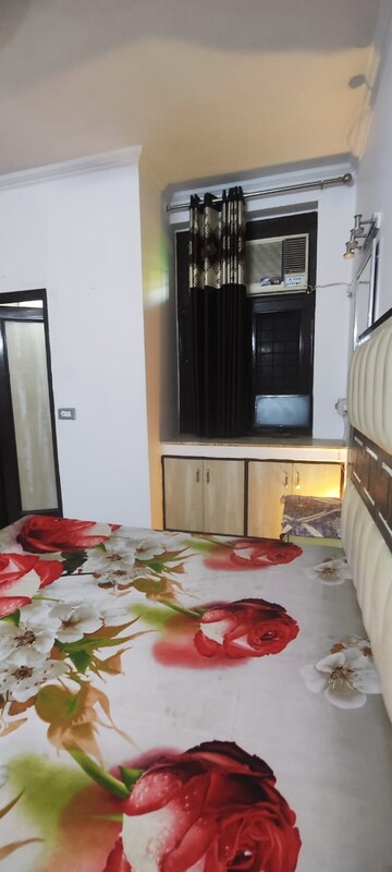 Living Room in 2 BHK Builder Floor at Malviya Nagar – for Rent