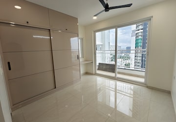 3 BHK Apartment For Rent in Rajapushpa Provincia, Narsingi
