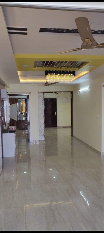 Building Lobby in 3 BHK Builder Floor at Kondapur – for Rent