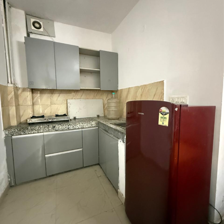 Kitchen, saket 1 RK 400 Sq.Ft. Builder Floor In Saket Delhi 9321973