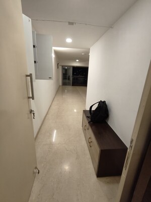 Building Lobby in 4 BHK Apartment at Imperial Heights Goregaon West, Goregaon West – for Rent