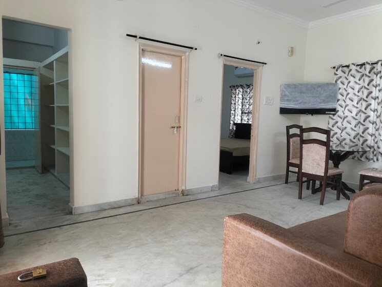 Room, madhapur 3 Bedroom 1700 Sq.Ft. Builder Floor In Madhapur Hyderabad 9321985