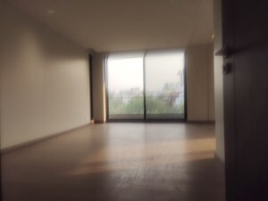 Room in 4 BHK Builder Floor at South Extension ii – for Sale