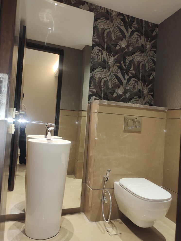 undefined, south extension ii 4 Bedroom 4500 Sq.Ft. Builder Floor In South Extension ii Delhi 9322000