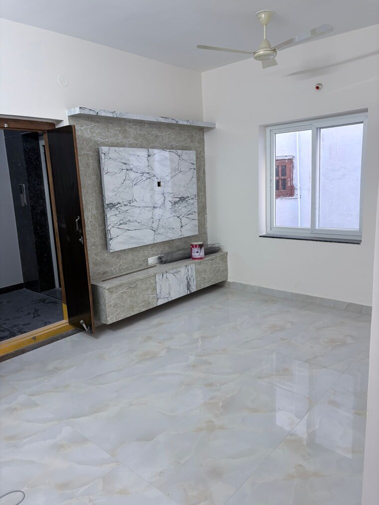 Room, ten-madhapur 2 Bedroom 1200 Sq.Ft. Apartment In Madhapur Hyderabad 9322014