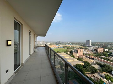 4 BHK Apartment For Rent in Mahindra Luminare, Sector 59