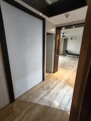 Room in 2.5 BHK Apartment at Imperial Heights Goregaon West, Goregaon West – for Sale