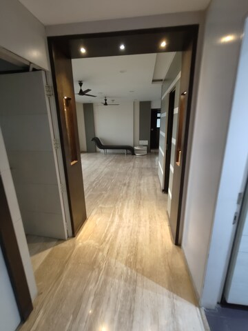 Building Lobby in 2.5 BHK Apartment at Imperial Heights Goregaon West, Goregaon West – for Sale