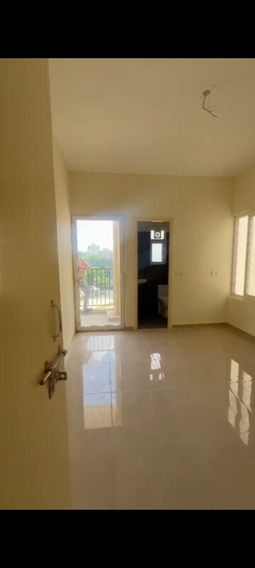 Room in 3 BHK Apartment at GLS Arawali Homes Phase 2, Sohna Sector 4 – for Sale