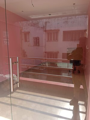  Shop For Sale in Exhibition Road