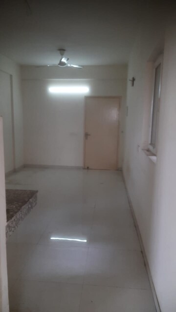 Room in 2 BHK Apartment at GLS Arawali Homes, Sohna Sector 4 – for Sale