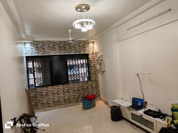 Living Room in 1 BHK Apartment at Andheri East – for Rent