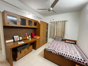 Bedroom in 2 BHK Apartment at Navrangpura – for Rent