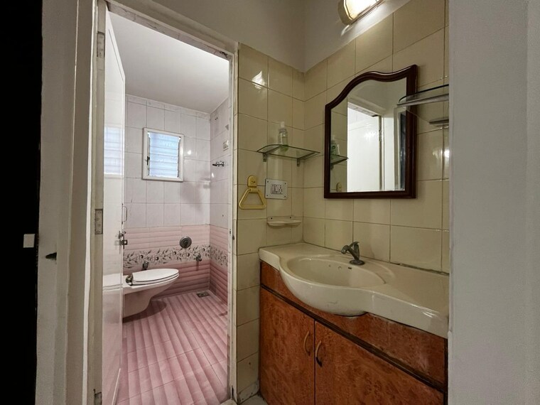 Bathroom, navrangpura 2 Bedroom 1240 Sq.Ft. Apartment In Navrangpura Ahmedabad 9322089