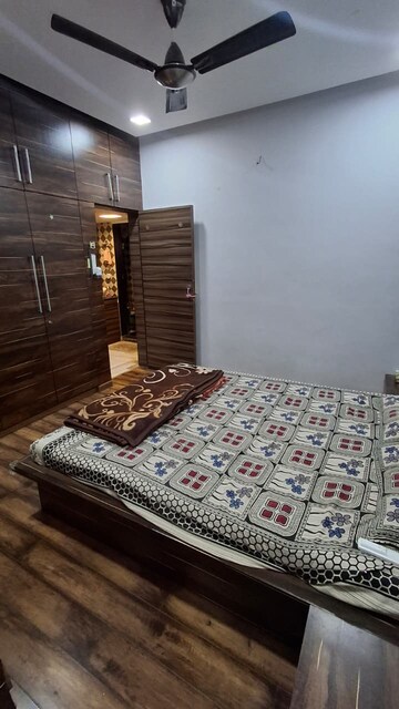 Bedroom in 2 BHK Apartment at Paldi – for Rent