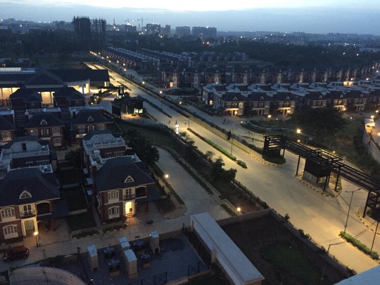 Exterior View, prestige-lakeside-habitat 3 Bedroom 1655 Sq.Ft. Apartment In Varthur Bangalore 9322138