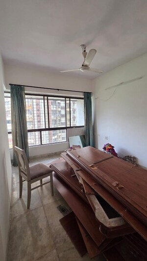 Living Room in 3 BHK Apartment at Andheri West – for Rent