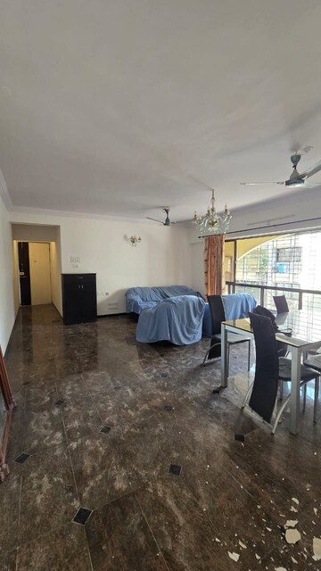 Parking in 3 BHK Apartment at Andheri West – for Rent