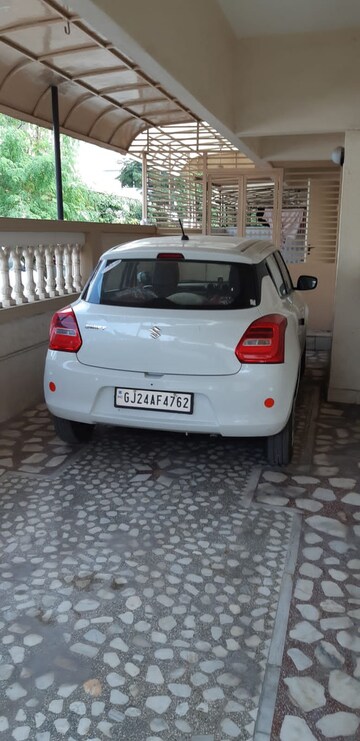 Parking in 4 BHK Villa at Memnagar – for Rent