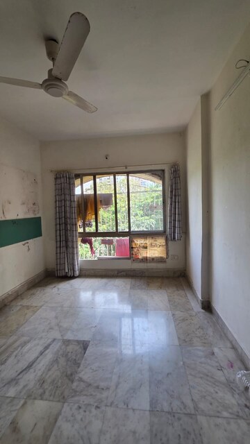 Room in 3 BHK Apartment at Andheri West – for Rent