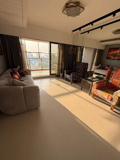 3 BHK + Pooja Room Apartment For Sale in Rustomjee Elita