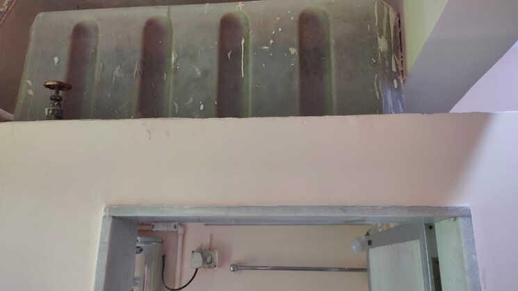 Other, matunga west 1 RK 300 Sq.Ft. Apartment In Matunga West Mumbai 9322189