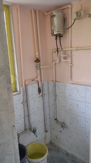 Bathroom in 1 RK Apartment at Matunga West – for Rent