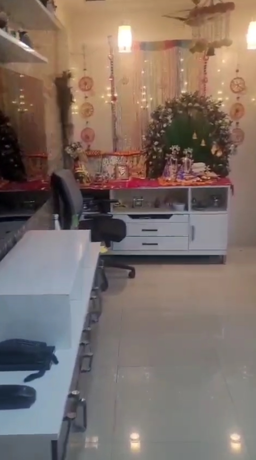 2 BHK + Pooja Room Apartment For Rent in New Trishul