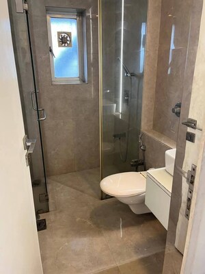 2 BHK Apartment For Rent in Runwal Elegante, Andheri West