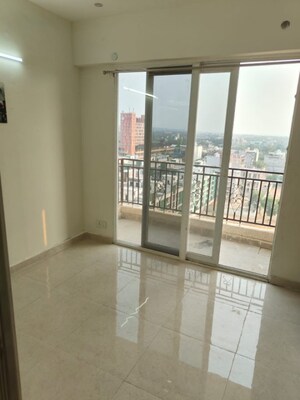 2 BHK Apartment For Rent in Signature Global Prime, Sector 63a