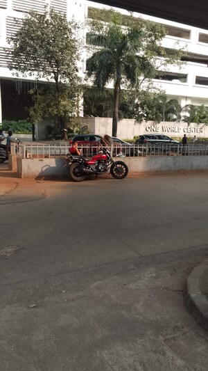 Parking in 1 RK Apartment at Prabhadevi – for Rent