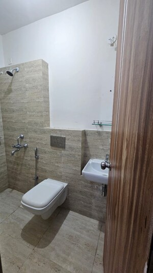 Bathroom in 3 BHK Apartment at Manish Nagar – for Rent