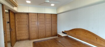 2 BHK Apartment For Rent in Pali Hill