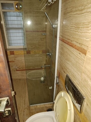 Furnished Amenities in 3 BHK Apartment at Santacruz West – for Sale