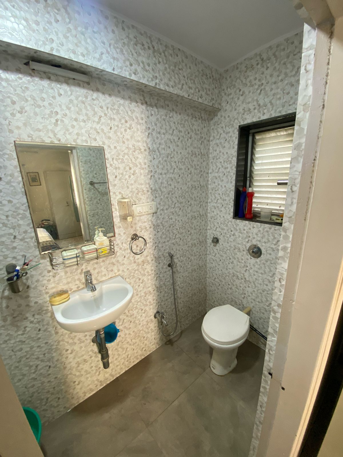 Bathroom in 3 BHK Apartment at Louisiana Apartment, Santacruz West – for Rent