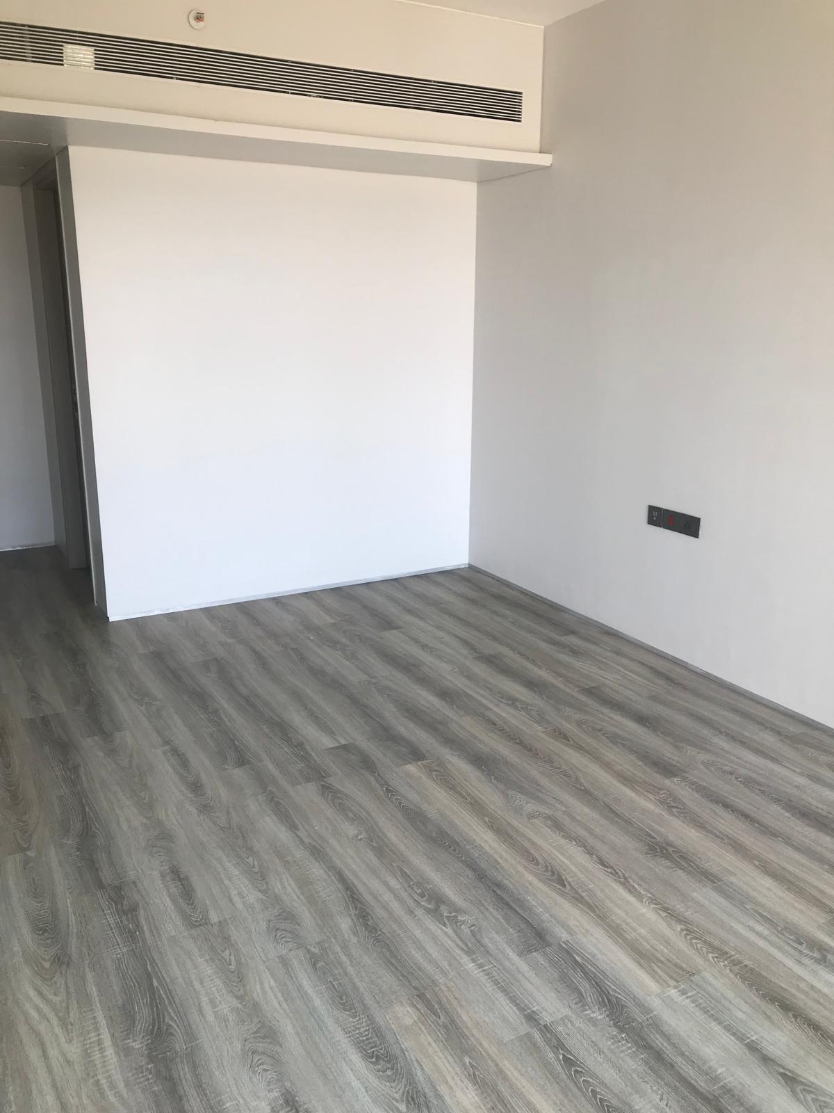 3 BHK Apartment For Rent in Rustomjee Paramount F Wing