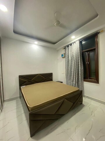 Bathroom in 1 BHK Builder Floor at Saket – for Rent