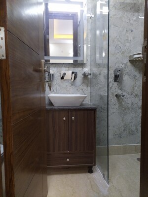 Attached Bathroom in 2 BHK Builder Floor at Kalkaji – for Rent