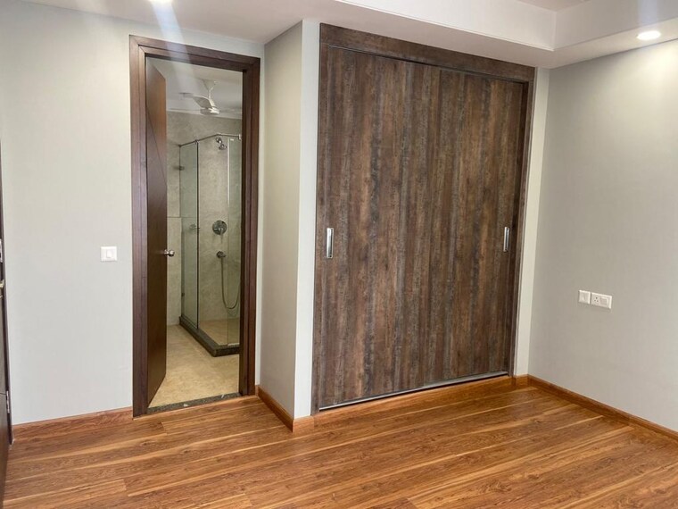 Master Bedroom, greater kailash i 3 Bedroom 3000 Sq.Ft. Builder Floor In Greater Kailash I Delhi 9322293