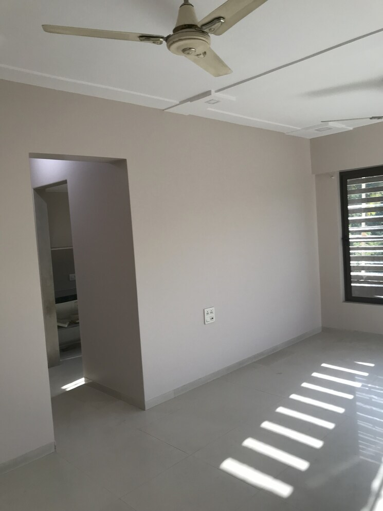 Room, damoji patil wadi 1 Bedroom 490 Sq.Ft. Apartment In Damoji Patil Wadi Thane 9030416