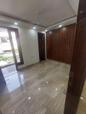 2 BHK Builder Floor For Rent in Kalkaji