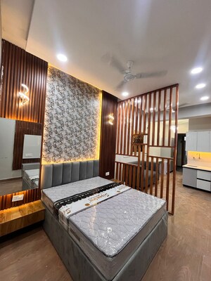 3 BHK Apartment For Rent in Amrapali Crystal Homes, Sector 76