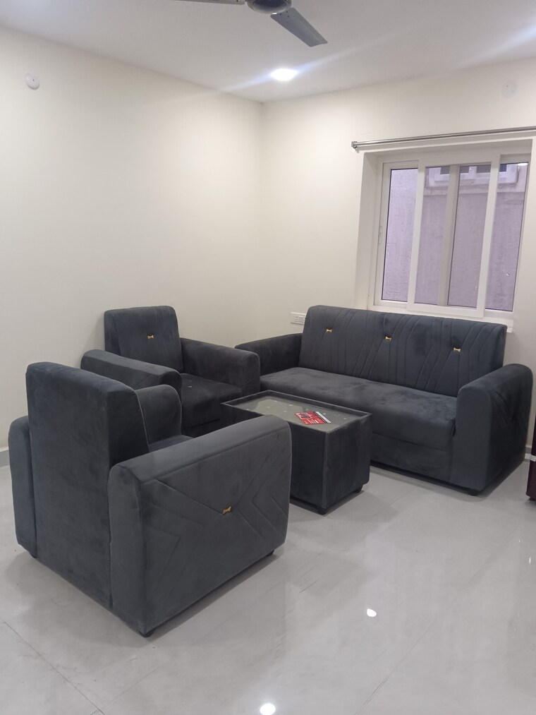 Living Room, narsingi 2 Bedroom 1000 Sq.Ft. Apartment In Narsingi Hyderabad 9322301