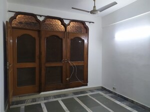 Living Room in 2 BHK Builder Floor at Chittaranjan Park – for Rent