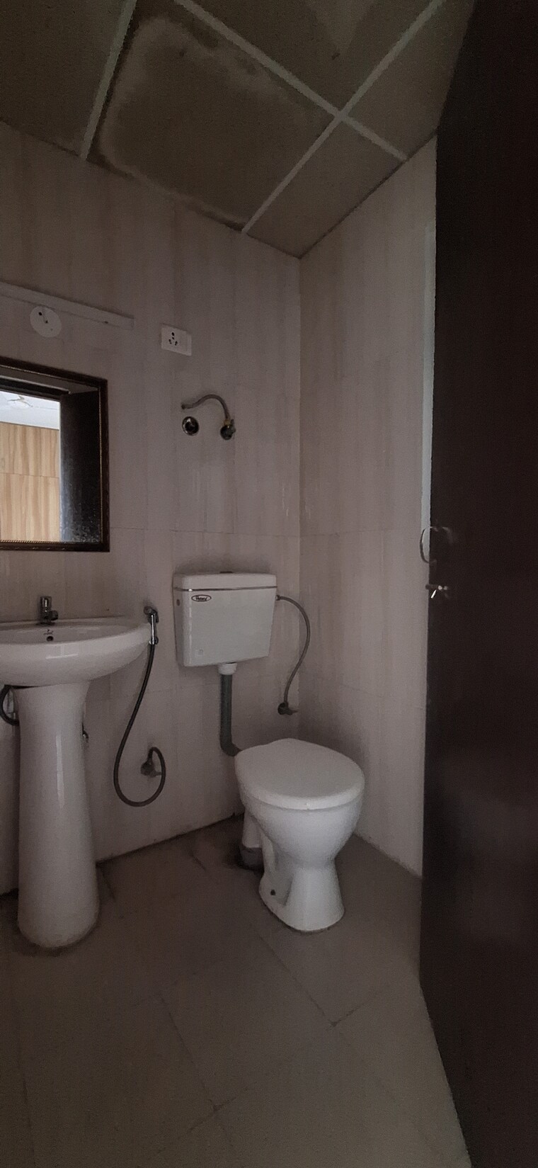 Bathroom, pivotal-devaan 2 Bedroom 800 Sq.Ft. Apartment In Sector 84 Gurgaon 9322318
