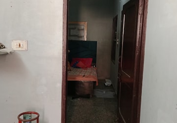Room in 1.5 BHK Builder Floor at Huda – for Rent