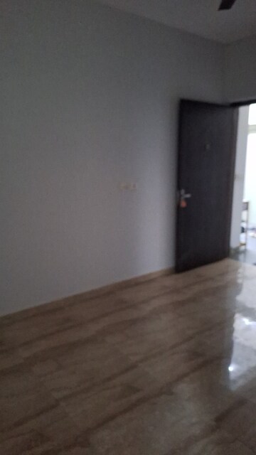 Room in 2 BHK Apartment at Pivotal Devaan, Sector 84 – for Rent