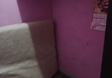 Room in 1.5 BHK Builder Floor at Huda – for Rent