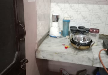 Kitchen in 1.5 BHK Builder Floor at Huda – for Rent